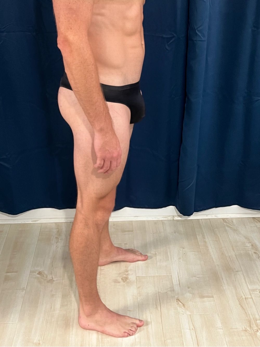 Men’s seamless black thong NWOT - Picture 3 of 4